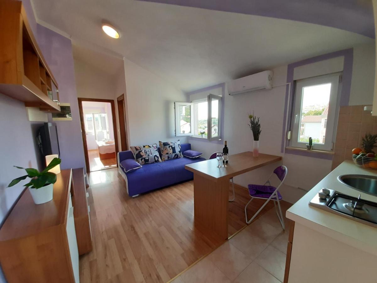 Apartamento Holiday Beach House Grebaštica Exterior foto