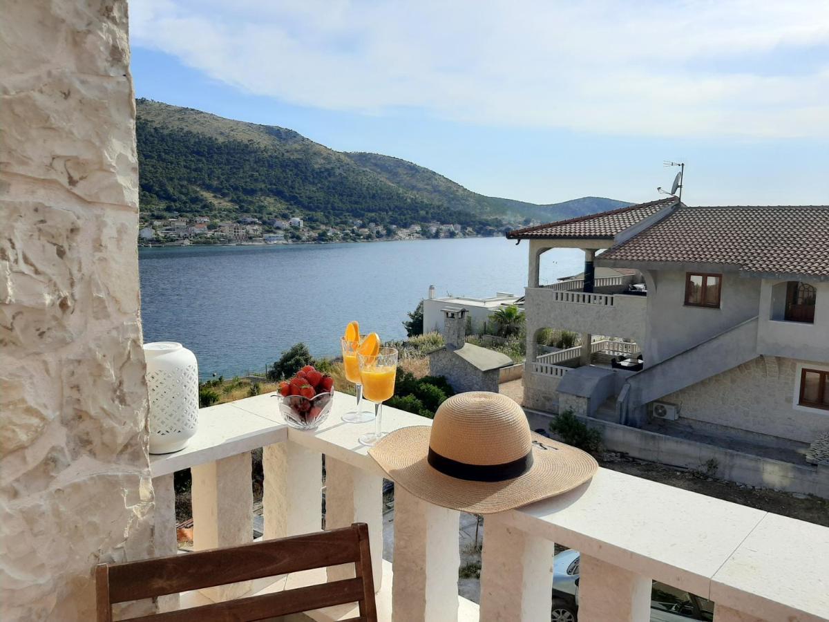Apartamento Holiday Beach House Grebaštica Exterior foto