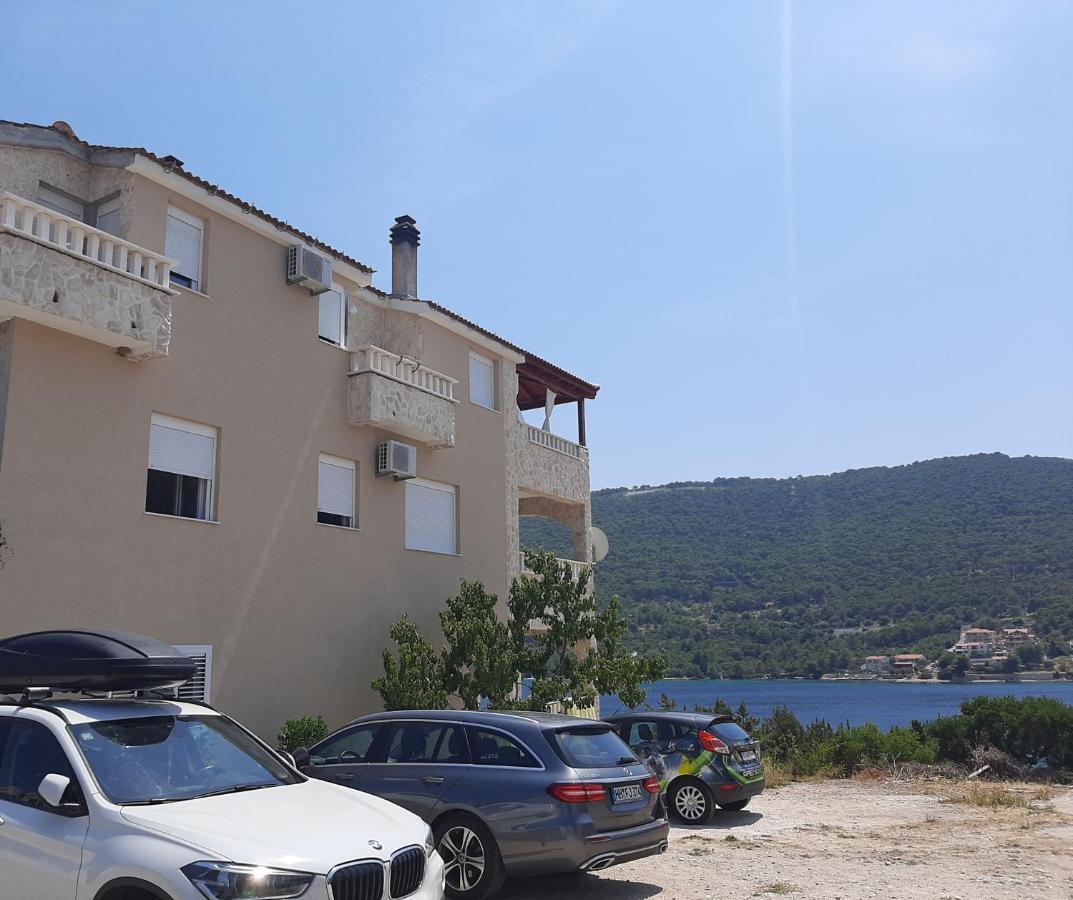 Apartamento Holiday Beach House Grebaštica Exterior foto